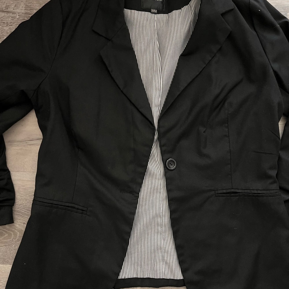 Classic Black Women's Blazer